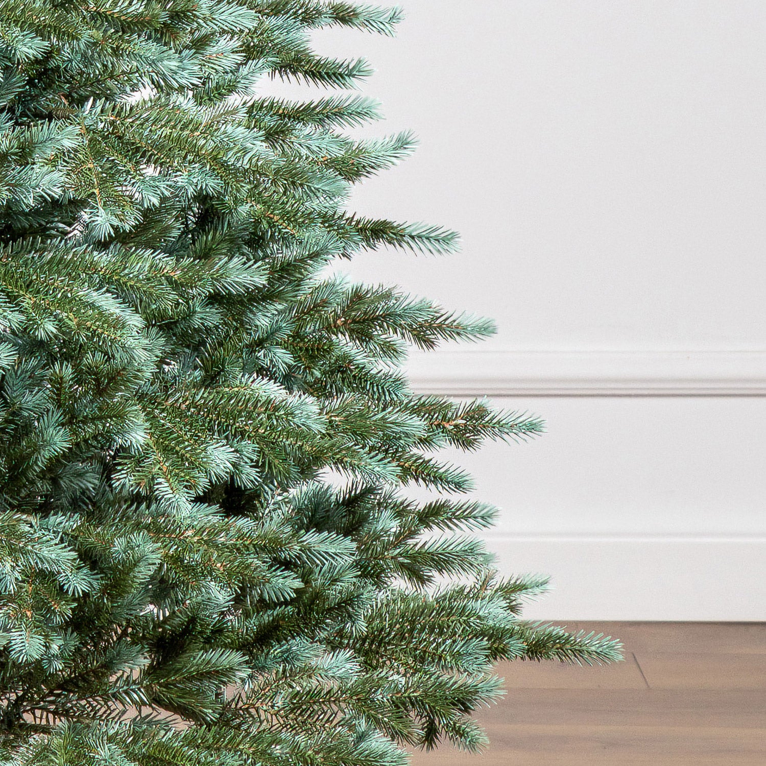Brad artificial Christmas Deluxe by Sersimo, Alaska Select verde argintiu, integral 3D, 210 cm