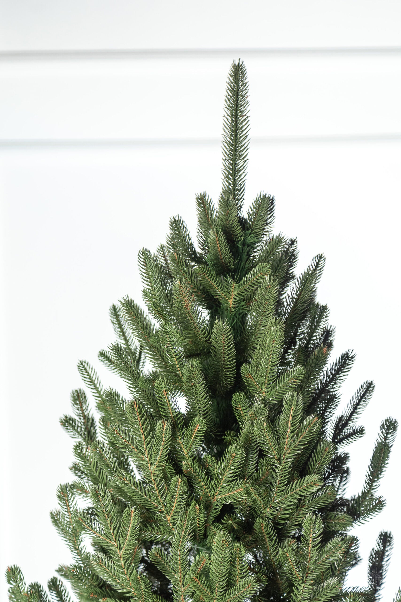 Brad artificial Christmas Deluxe by Sersimo, Viena Select, integral 3D, 210cm