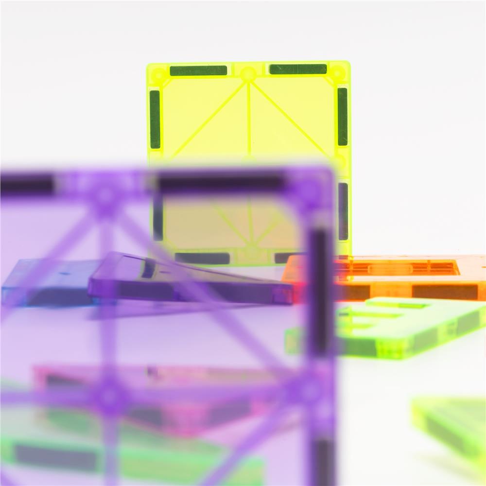Set de constructie din piese magnetice educative pentru copii 48 de piese, multicolor