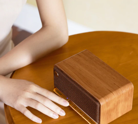 BOXE EDIFIER portabile bluetooth, RMS: 20W (10W+10W), BT 5.0, AUX, microSD, USB, built-in Li-ion pana la 10h (2600mAh),retro design (vintage radio 1960s),MDF,brown, "MP230-BR"