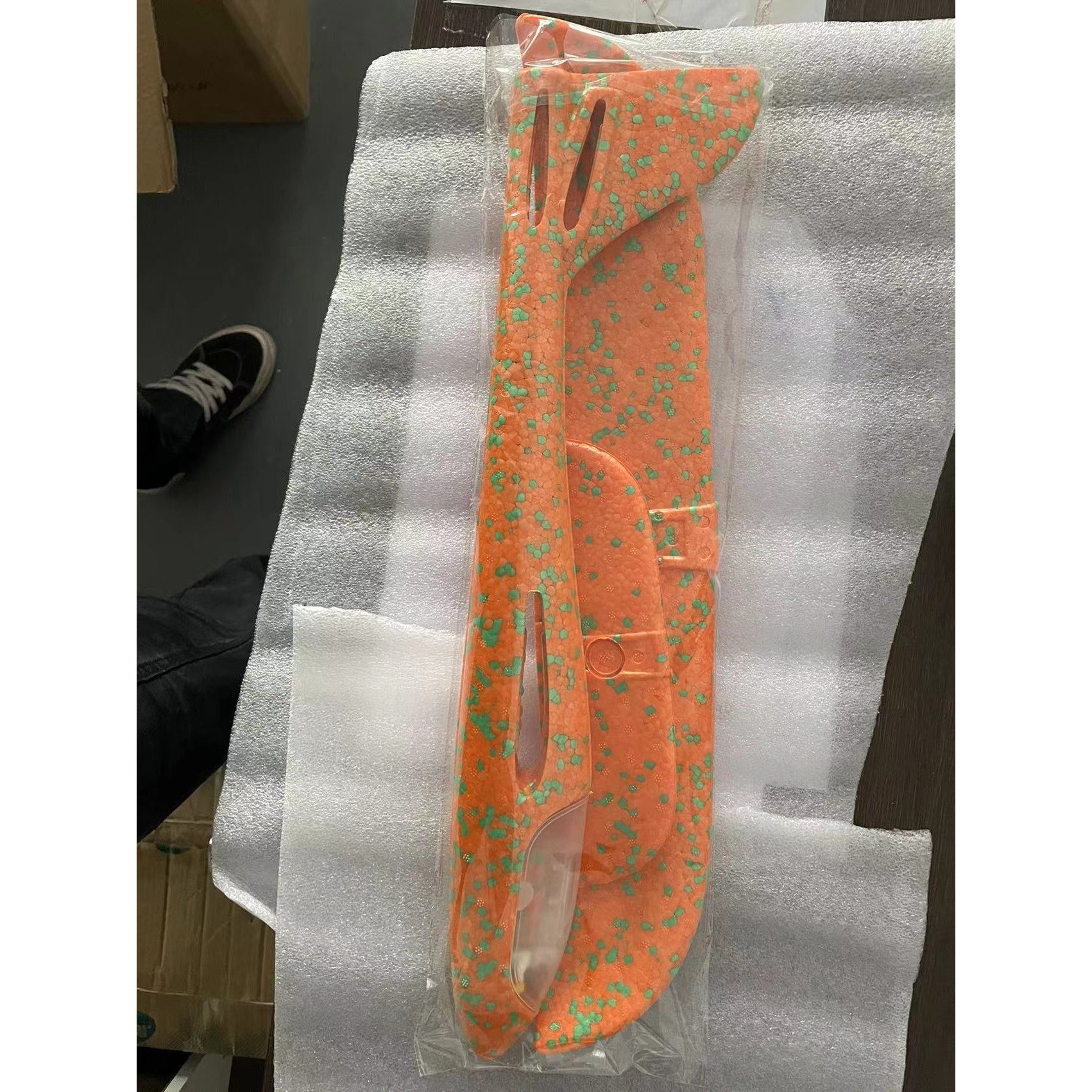 Avion Planor cu Pilot, Din Polistiren, Cu Lumini pe Toata Lungimea, 47 cm, Portocaliu