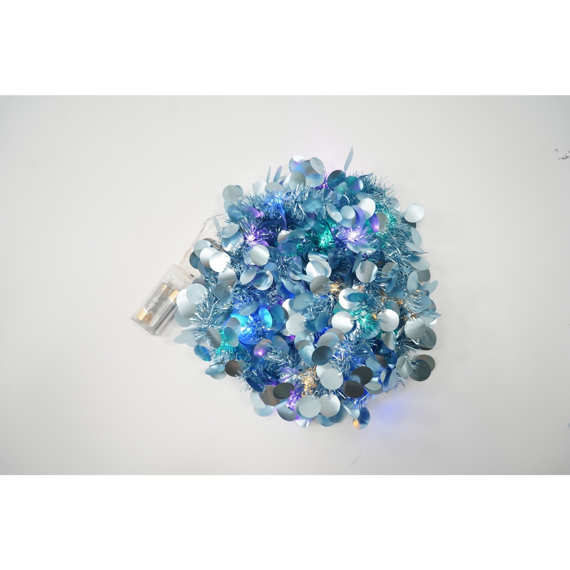 Beteala Craciun cu LED, Albastra, model cu paiete rotunde, 2 m x 5 cm, PVC, Sir, Artificiala