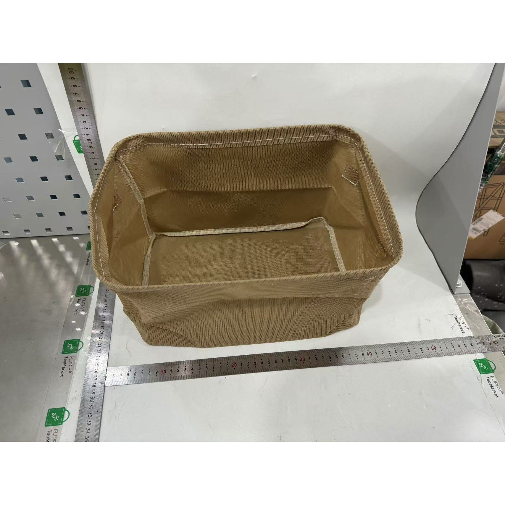 Cutie Depozitare pentru Haine, lucruri, din Textil cu Cadru Metalic, Manere Laterale, forma Dreptunghiulara, 35 x 25 x 22cm, volum 19 L, Kaki