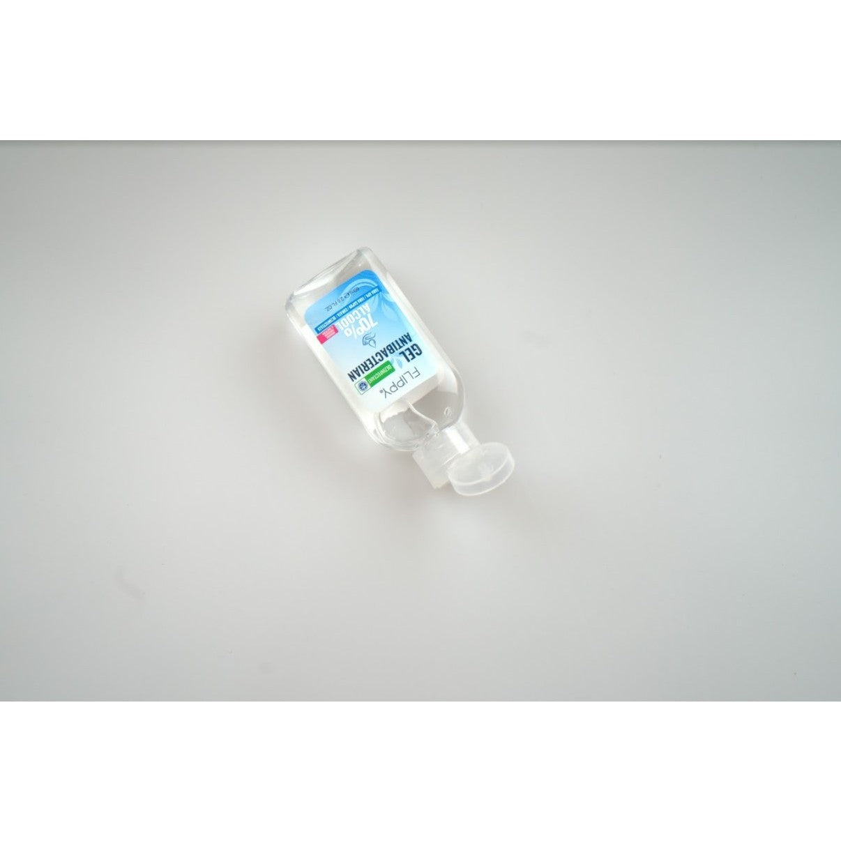 Gel dezinfectant pentru maini cu 70 % alcool cu efect antibacterian si virucid, 60 ml