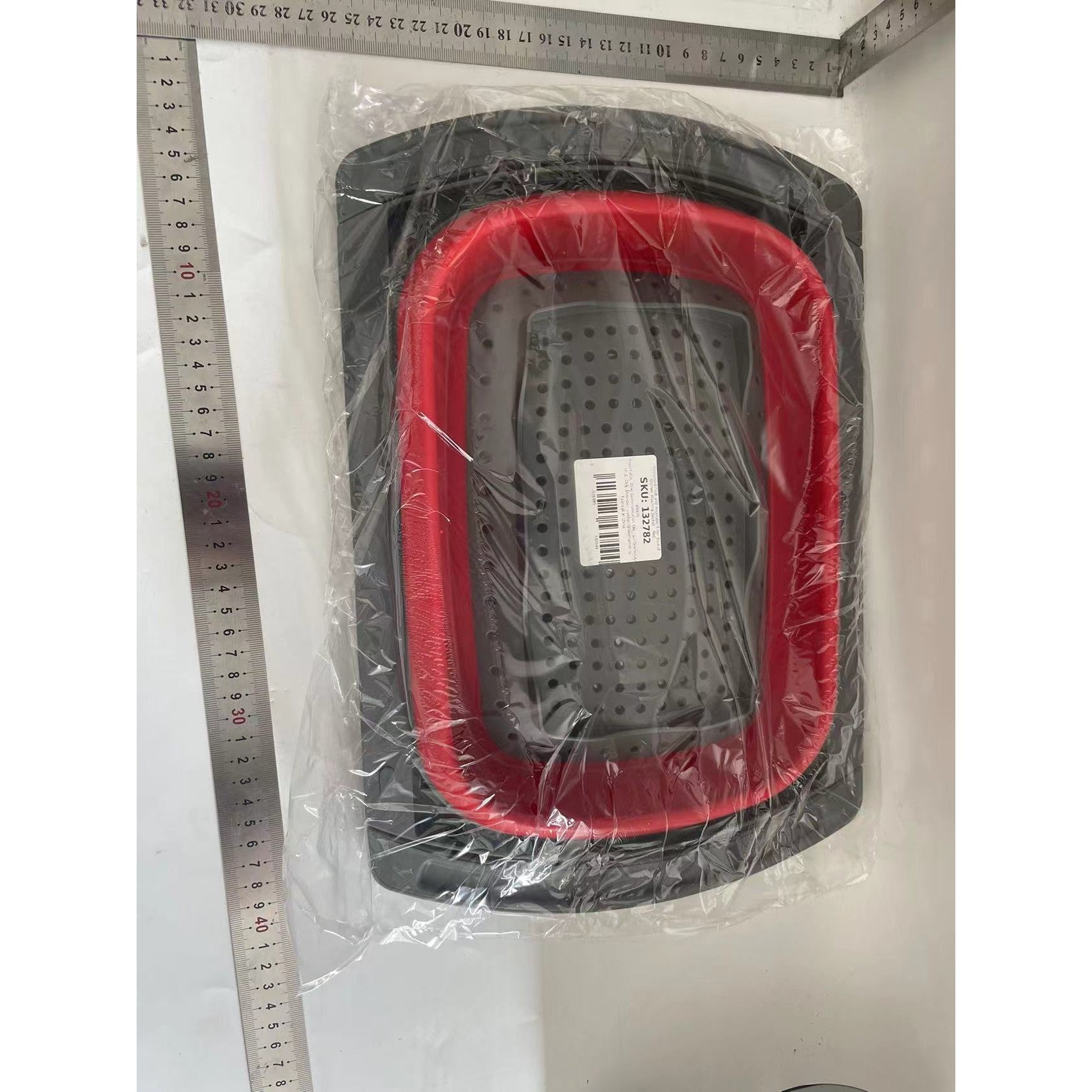 Cos de Scurgere Retractabil pentru Chiuveta, cu Filtru, pentru Fructe si Legume, de Uz Casnic, 39x12 cm, Design Extensibil pana la 61 cm, cu Manere de Prindere, Rosu