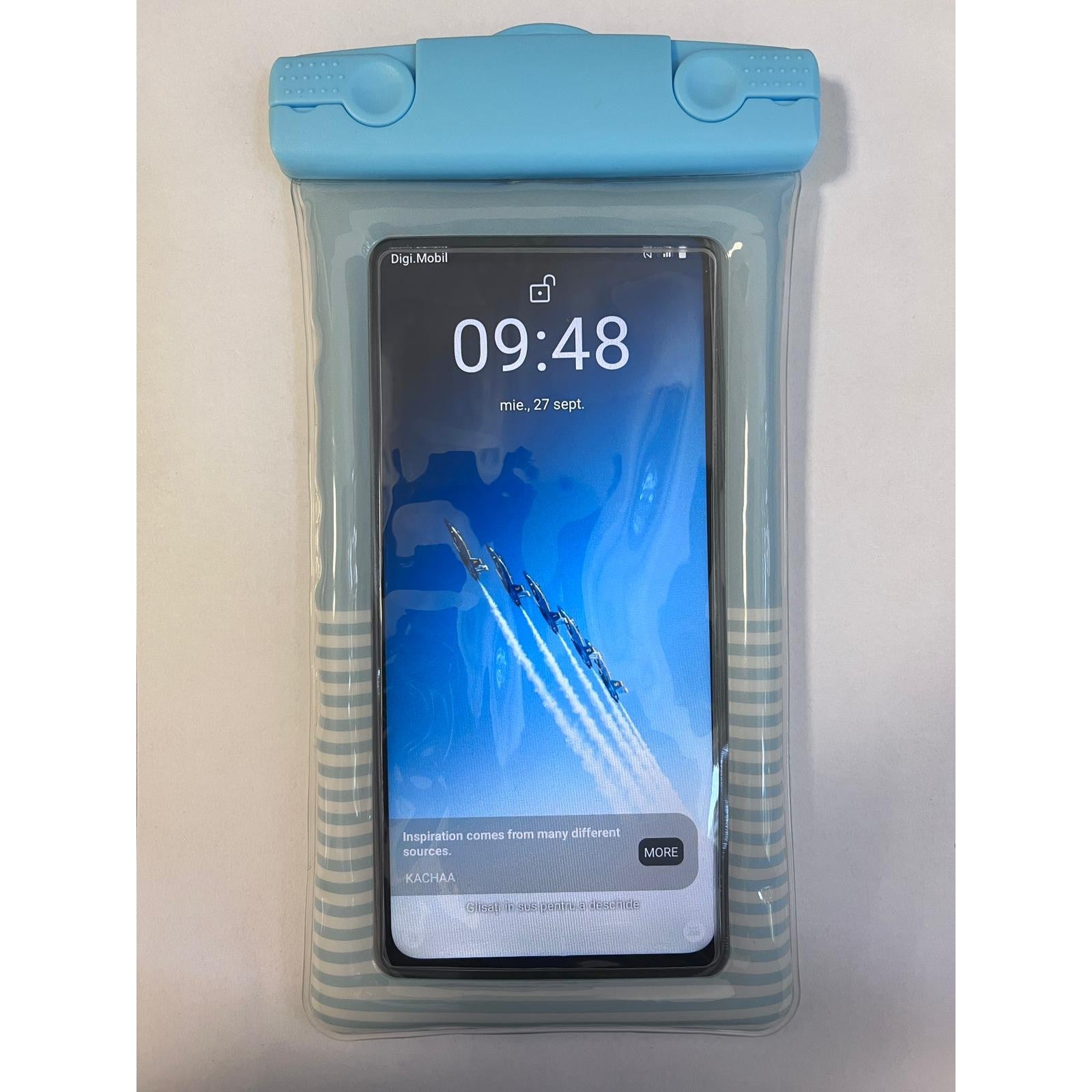 Husa subacvatica Cushion Waterproof, Snowproof, Universala, Dungata, cu Snur, pentru telefon sau documente, Bleu