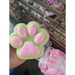 Jucarie Antistres Squishy, cu Revenire Lenta, Labuta de Pisica Pufoasa, 8.5 x 7.5 cm, Ambalaj Transparent, Verde Roz