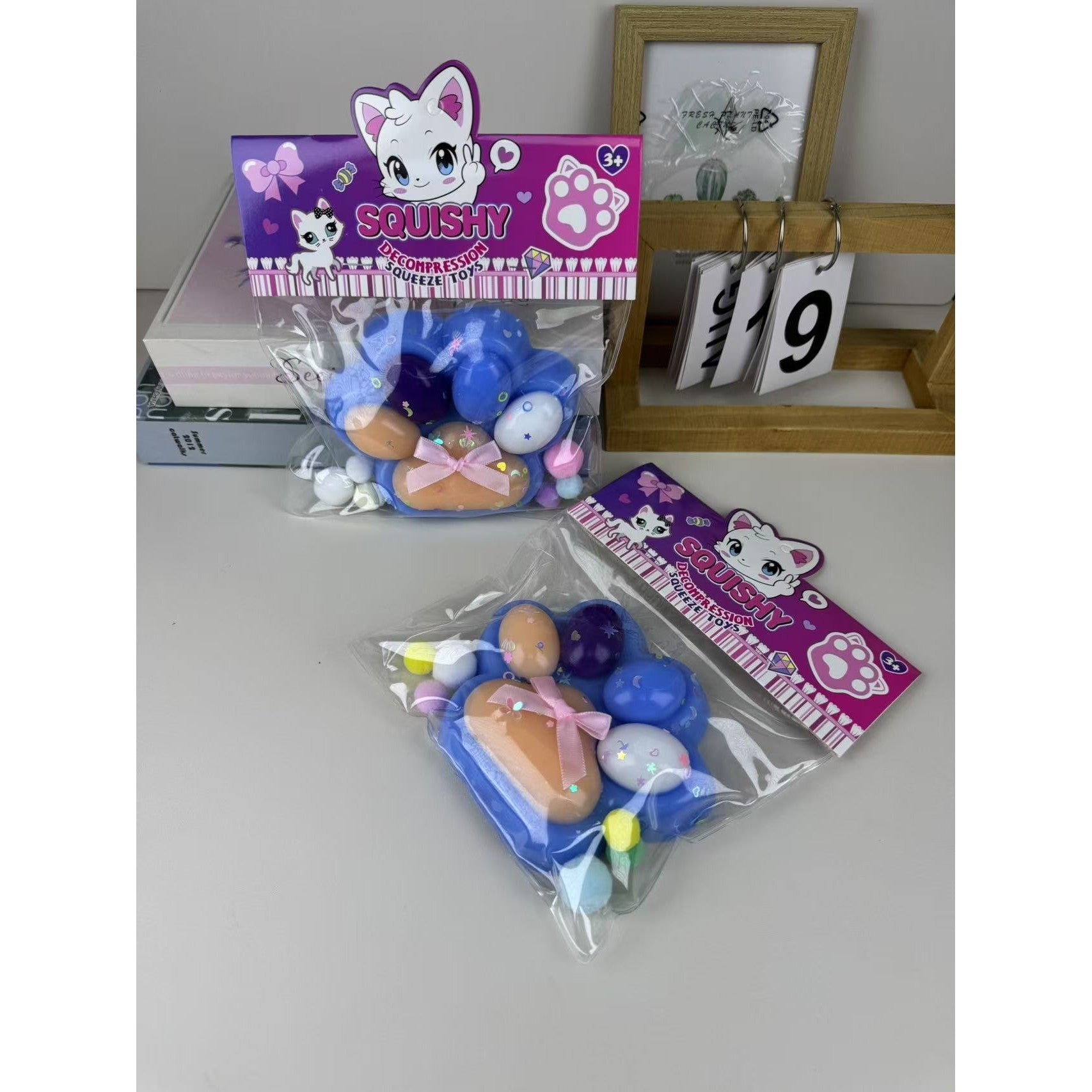 Jucarie Antistres Squishy, cu Revenire Lenta, Squeeze Toys, Model Cat Paw, 12.5x10.5 cm, 220g, +3 Ani, din TPR, Model 7, Multicolor