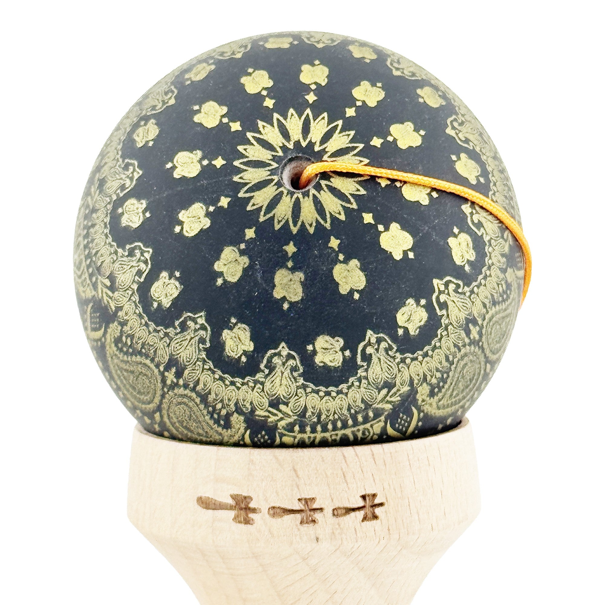 Kendama X Originala, Profesionala, Legendary IMPERIAL, Super Sticky, Cupe Mari KING SIZE V3, Gaura in Baza, Rulment Metalic, din lemn 18 cm, Ata 62/65 cm, Negru/Auriu