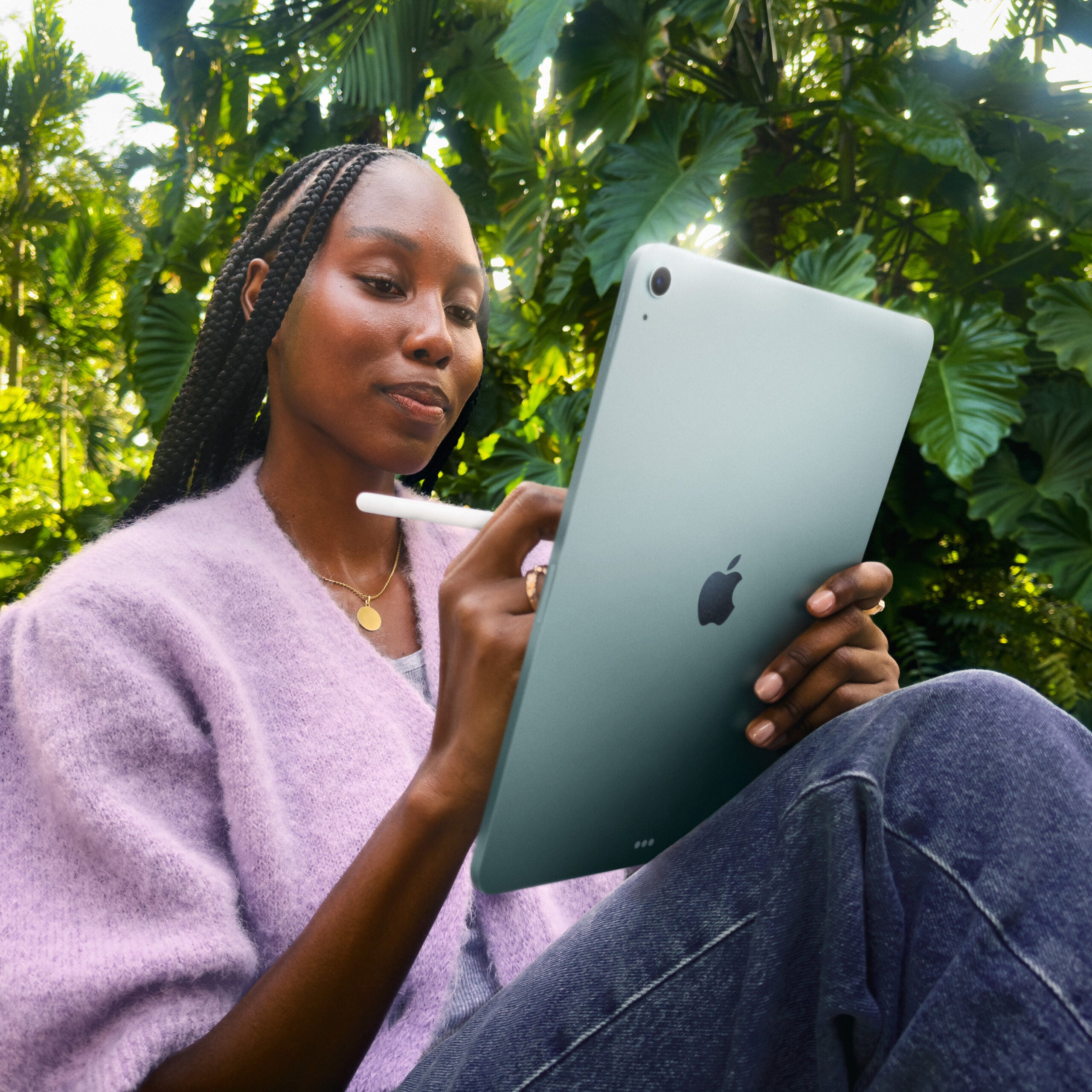 Tableta iPad Air 13 (2025) 128GB Wi-Fi Purple "MCNL4" (timbru verde 0.9 lei)