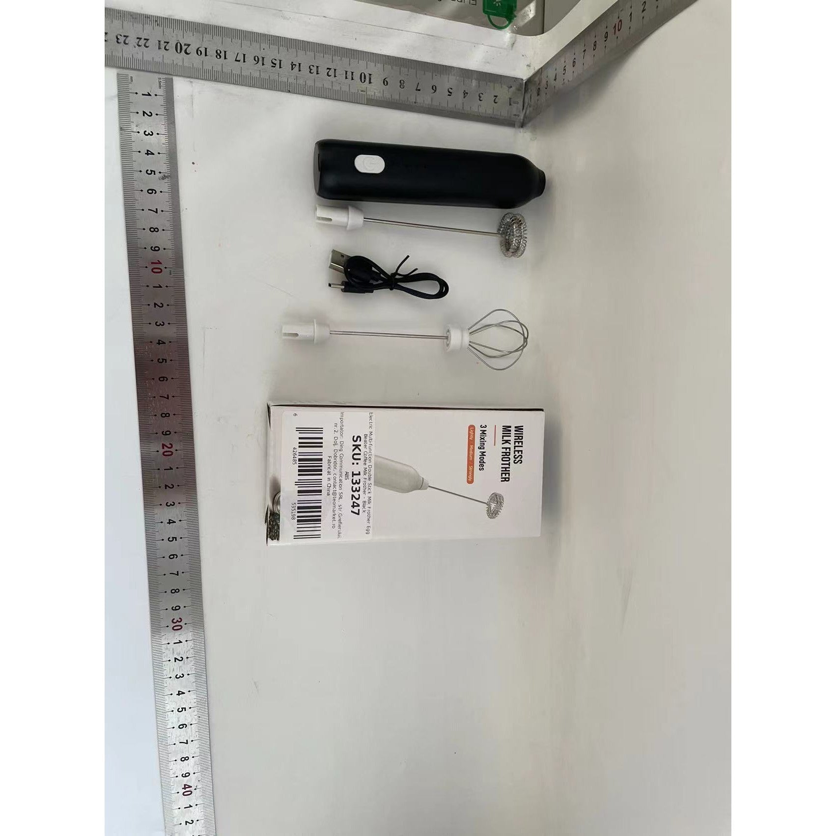 Mixer Spuma Lapte, Electric cu Incarcare USB, Bauturi Calde/Reci, Maner Izolat Termic, Otel Inoxidabil, pentru Latte, Ciocolata Calda, Cappuccino, Frappe, Usor de Folosit, 2 Accesorii, Negru