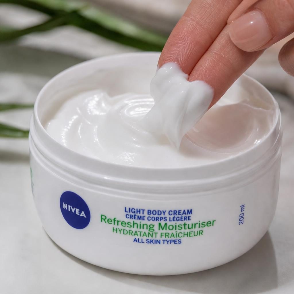 Nivea Crema Corp, 200 ml Aloe Vera si Hidratare Profunda