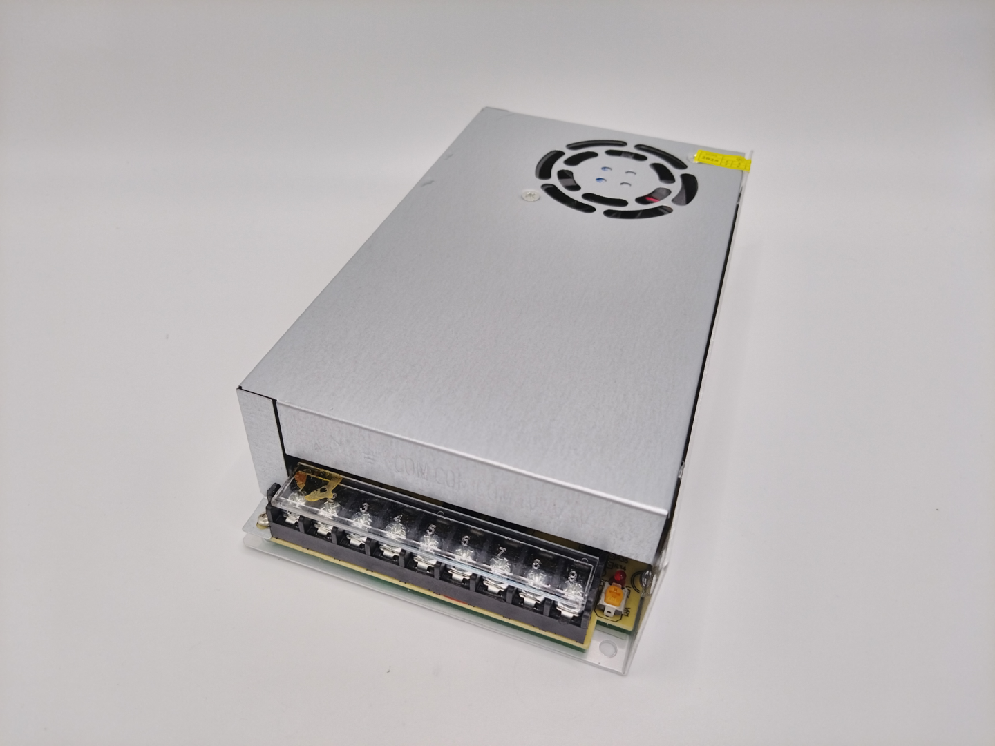Sursa Alimentare 240W 12V Carcasa Metal (sursa Alimentare 240W 12V Carcasa Metal cu Ventilator)