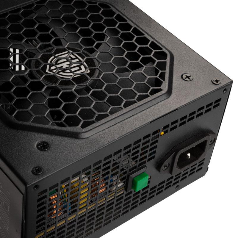Kolink Core RGB 80 Plus adaptor 600 W (Sursa Kolink Core RGB)