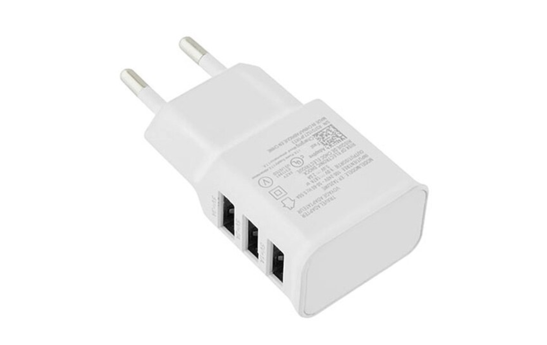 Network charger Lamtech, 2.1a, 3xUSB,Wh (Network charger Lamtech)