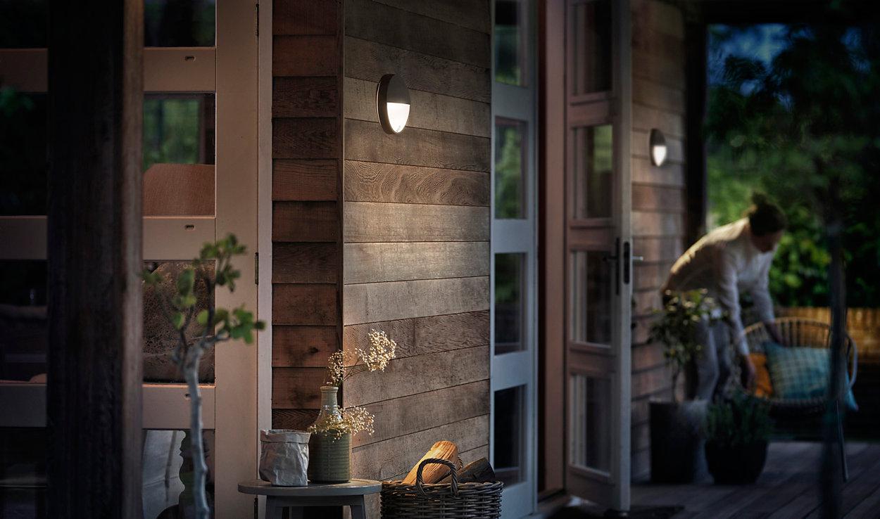 Philips CAPRICORN IR WALL LANTERN ANTHRACITE 1X6