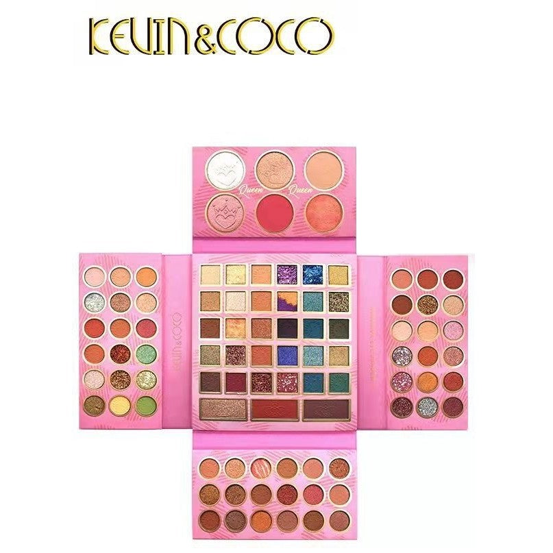 Trusa de machiaj, paleta de farduri , iluminator si blush Kevin&Coco cu 93 de culori pigmentate