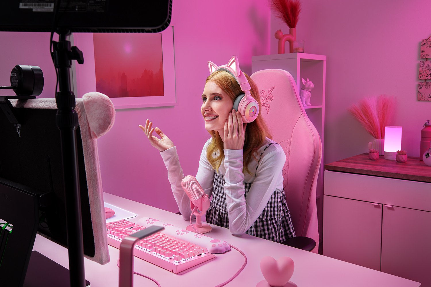 Casti Razer Kraken Kitty V3 Pro, roz "RZ04-05170200-R3M1"