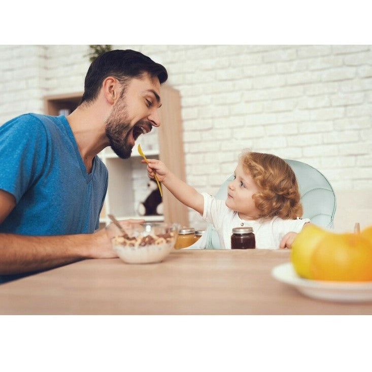 Scaun de Masa pentru Bebelusi si Copii, Flippy, cu Roti, Telescopic, Pliabil, Masuta Reglabila, Suport Picioare, Scaun cu Invelis Piele Artificiala, Centura Siguranta, Spatiu Depozitare, 97x73x65 cm, Verde