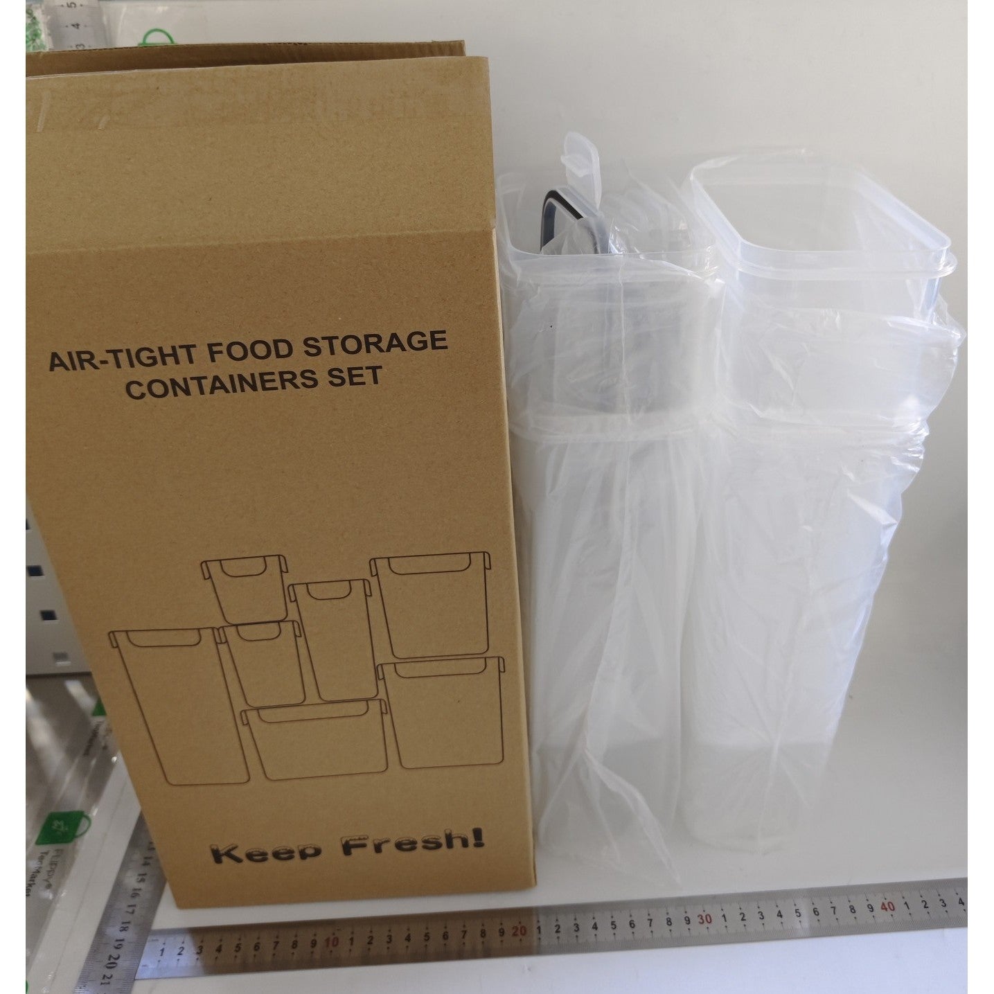 Set 4 Recipiente din Plastic, pentru Alimente/Obiecte, Inchidere Ermetica, 4 x 2.8l, Transparent