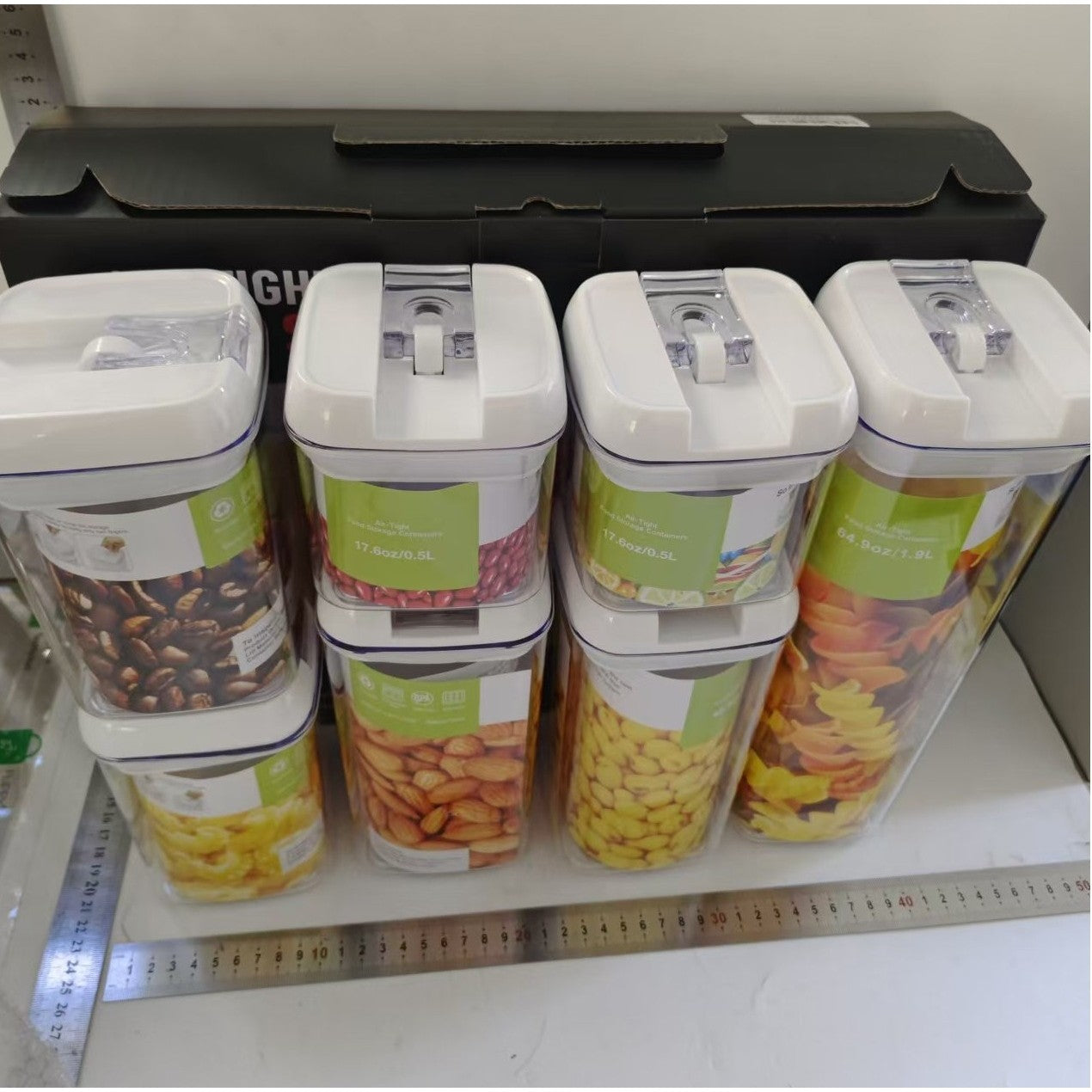 Set 7 Recipiente din Plastic, pentru Alimente/Obiecte, Inchidere Ermetica, 2 x 0.5l, 2 x 0.8l, 2 x 1.2l, 1 x 1.9 l, Capac Alb, Transparent