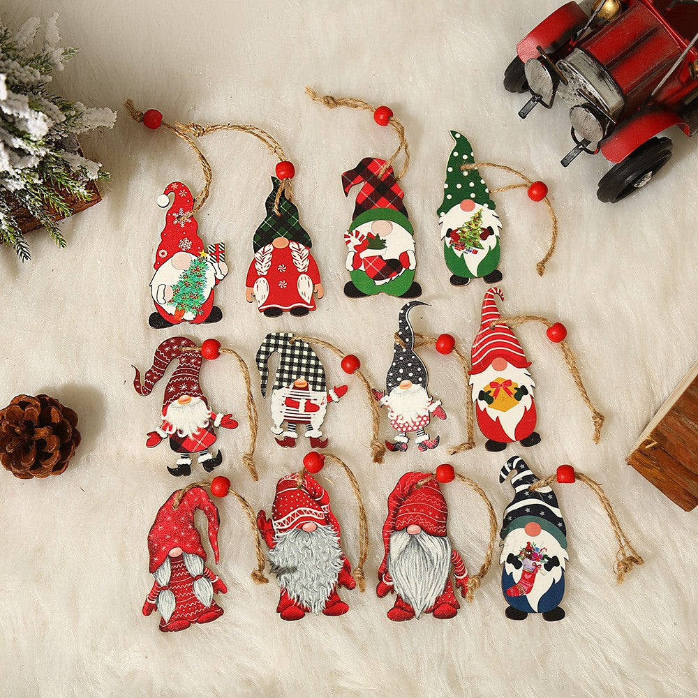 Set 9 Decoratiuni de Craciun din Lemn, cu Snur pentru Agatare in Brad, Model Mos Craciun Diferite Dimensiuni, 3 Modele, Multicolor
