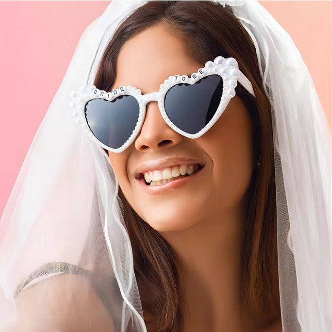 Ochelari Decorativi, Model Bride to Be, cu Perle, pentru Nunta, din PC, 15.3 x 5.7 x 14.5 cm, Alb