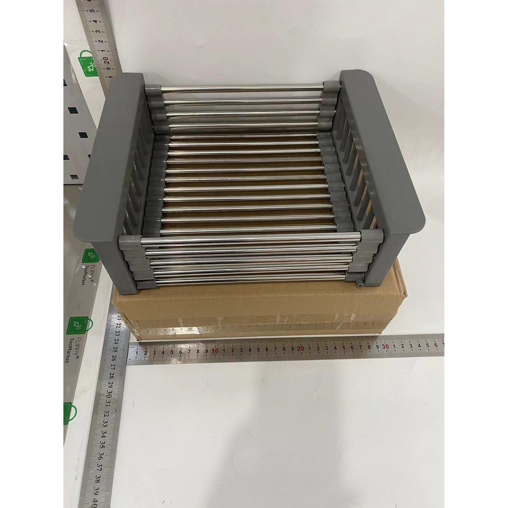 Suport Scurgere Extensibil pentru Bucatarie, Uscator Vase din Otel Inoxidabil, Suport Tacamuri si Pahare, Suport pentru Fructe si Legume, 29 x 22 x 9.5 cm Gri