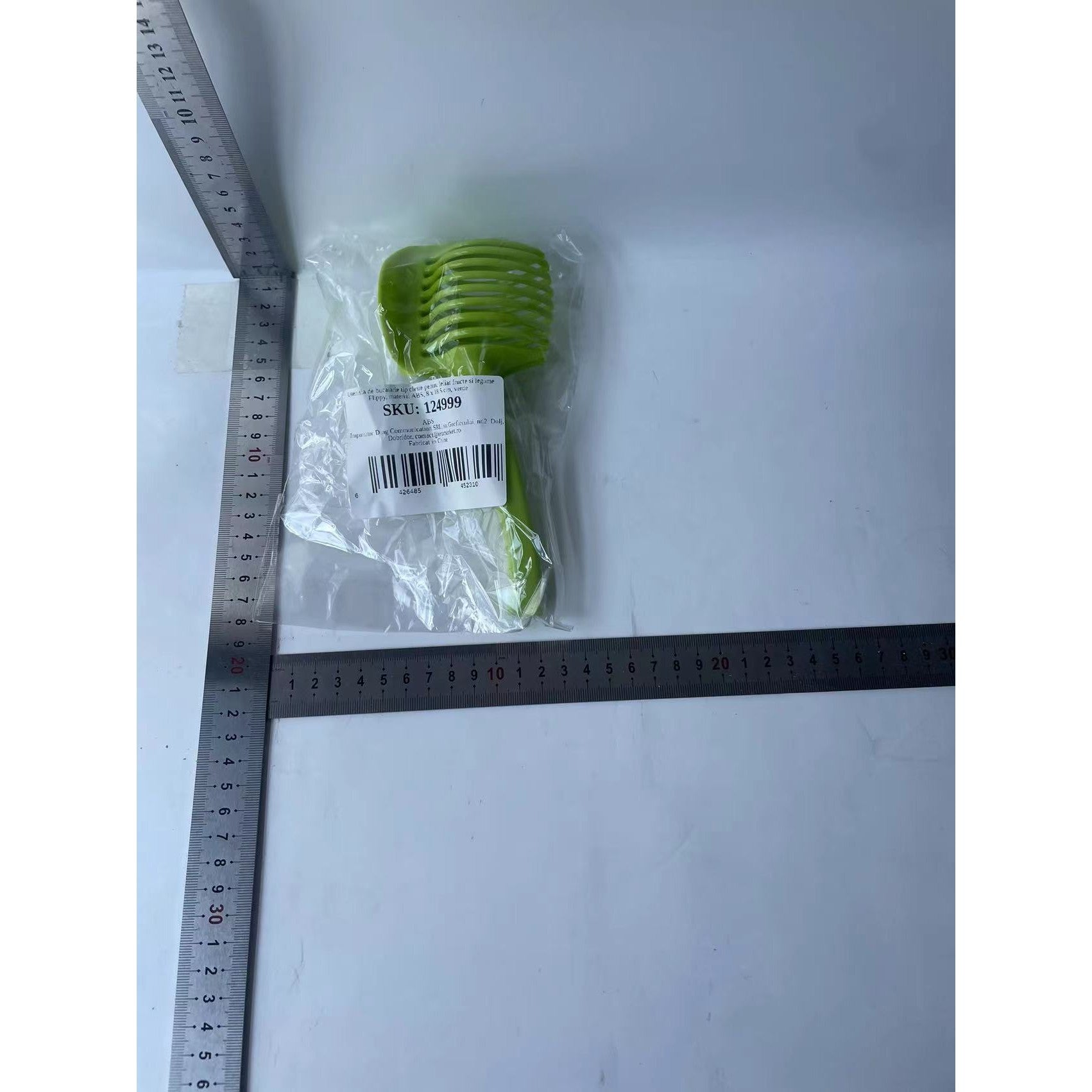 Ustenisla de bucatarie tip cleste pentru feliat fructe si legume material ABS, 8 x 18.5 cm, verde