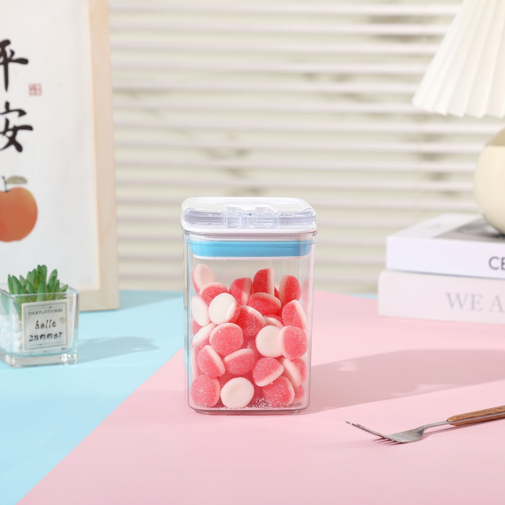 Cutie de Depozitare Alimente, Flippy, tip Container, 0.8L, 10x10x15.5 cm, Recipiente pentru Cereale in Bucatarie,  Transparente cu Capac Alb-Albastru