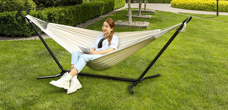 SONGMICS Hamac cu cadru metalic, reglabil la 5 inaltimi, maxim 240 kg, 300x90x95cm, bej