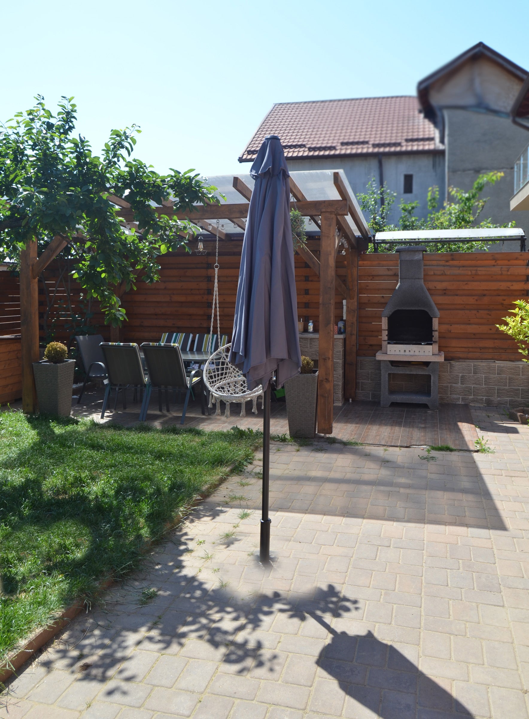 Umbrela terasa gradina, Sersimo Santorini, cu manivela si inclinare, rotunda 270cm, Gri