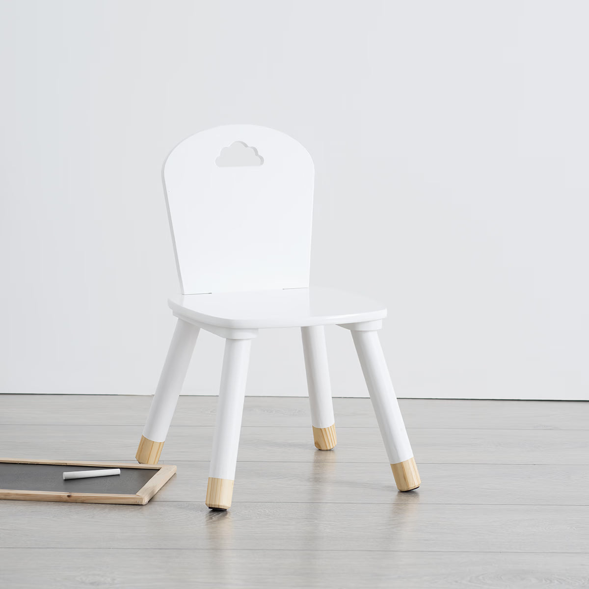 Scaunel Atmosphera Douceur pentru copii, cu spatar, MDF si lemn de pin, 30x30x50 cm, alb