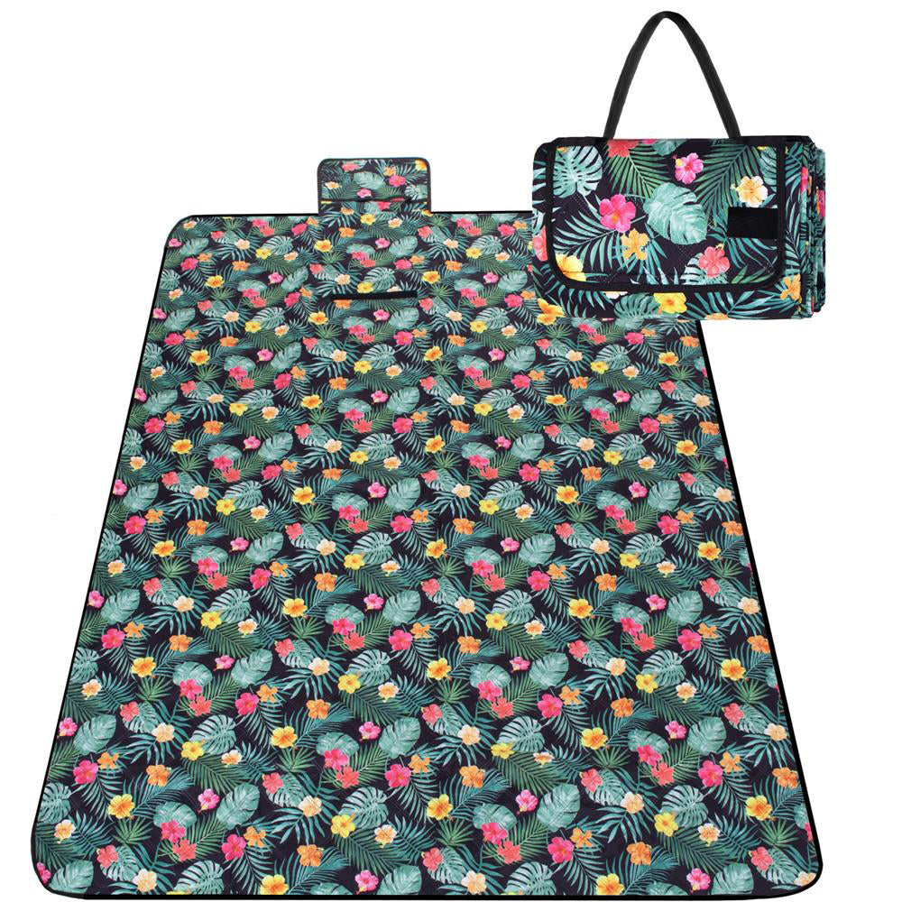 Patura pentru picnic sau plaja, cu folie izolatoare si maner, 150x200cm, negru floral