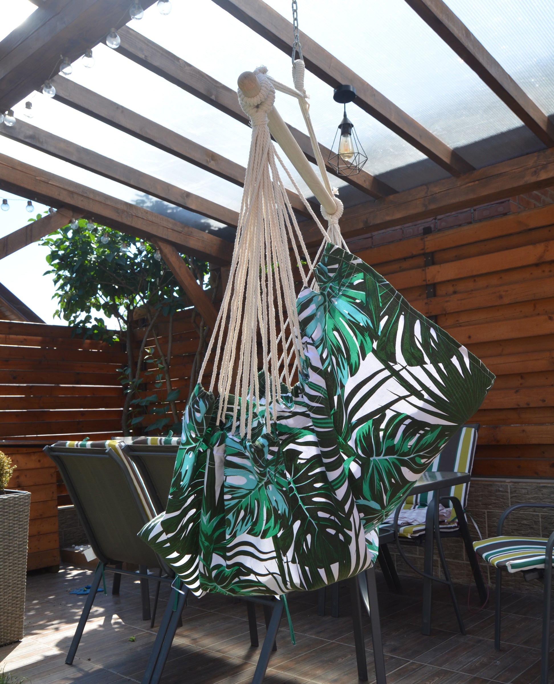 Hamac tip leagan suspendat pentru casa sau gradina, floral, 130x100cm, 150kg