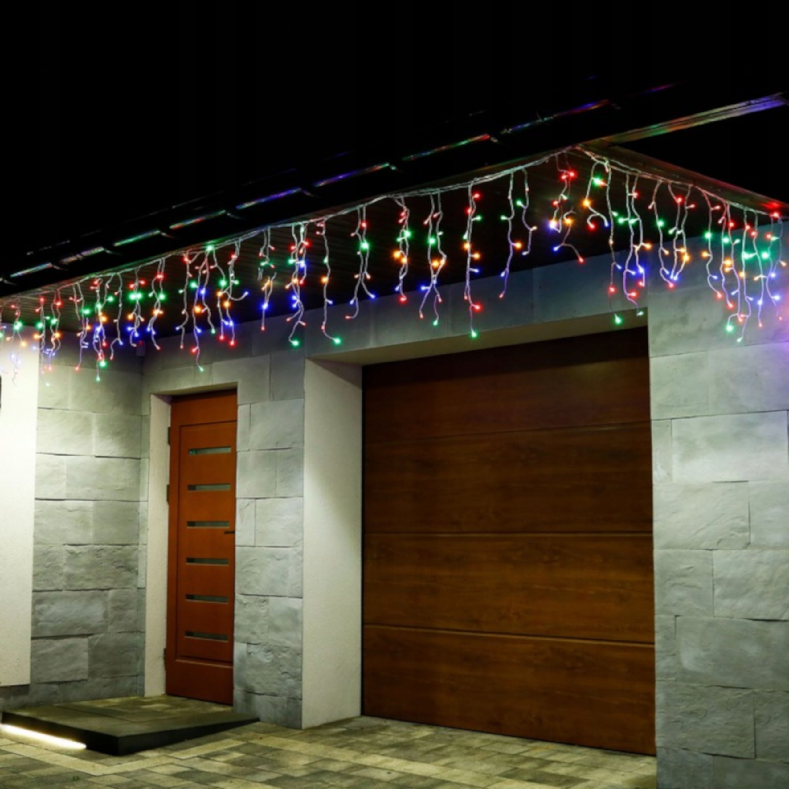 Ghirlanda luminoasa tip perdea 200 LED-uri, 8m, pentru interior/exterior, iluminare multicolora