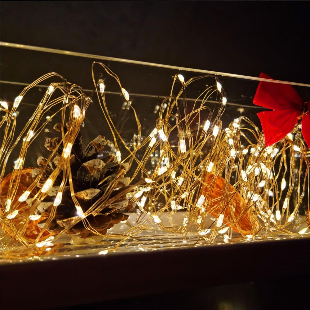 Instalatie lumina decorativa cu 100 LED-uri, 10m, alimentare baterii, telecomanda, iluminare galbena