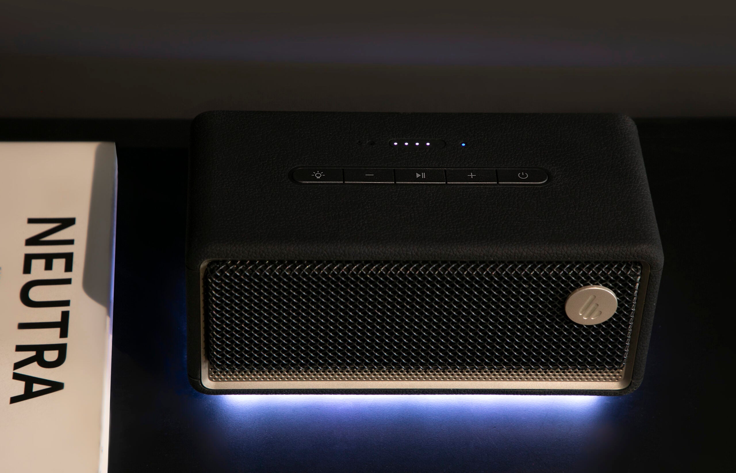 BOXE EDIFIER portabila bluetooth, RMS: 34W (8W + 8W + 18W), built-in Li-ion up to 9 hours, IP66, USB-C, black, "ES60-BK"