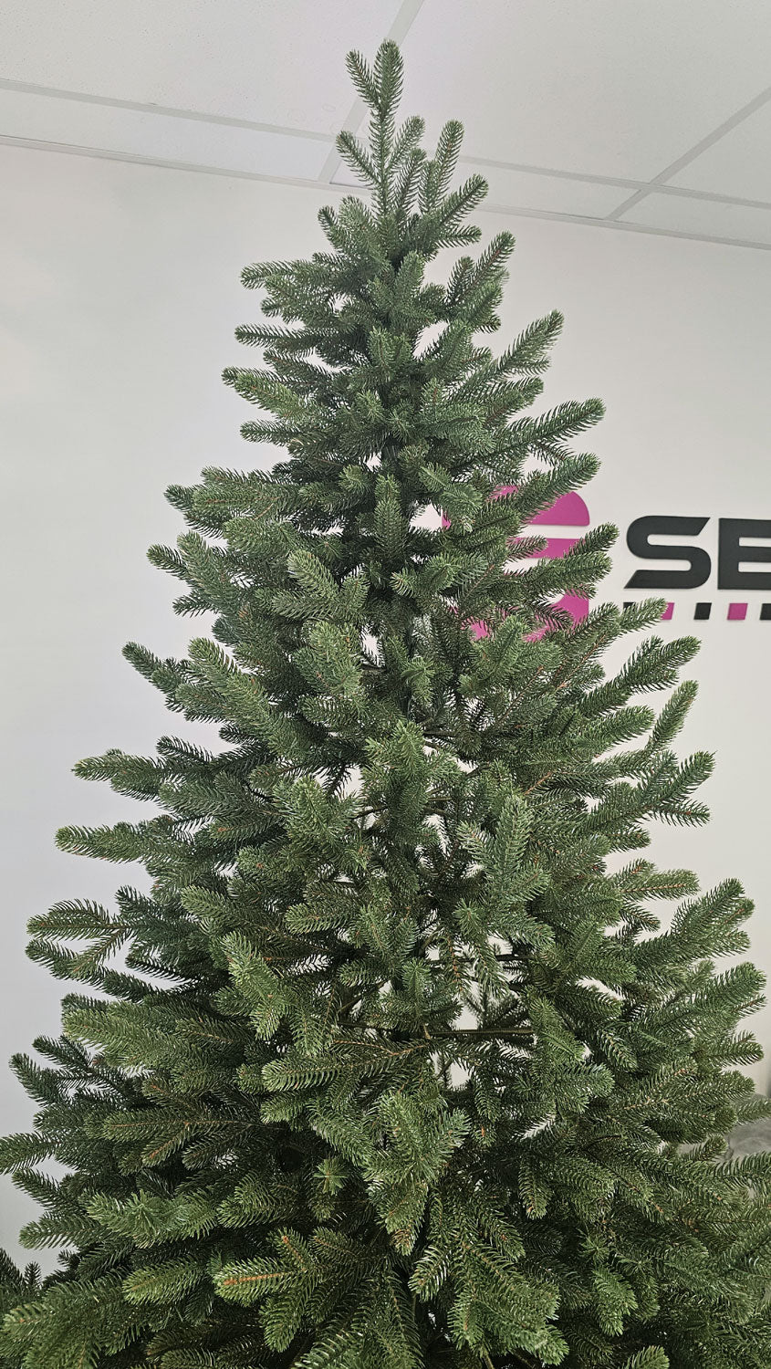 Brad artificial Christmas Deluxe by Sersimo, Viena verde, 3D, 230cm