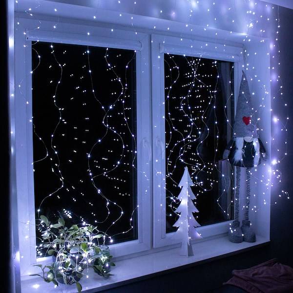 Perdea luminoasa 300 LED-uri, 3m, pentru interior/exterior, telecomanda, iluminare alba
