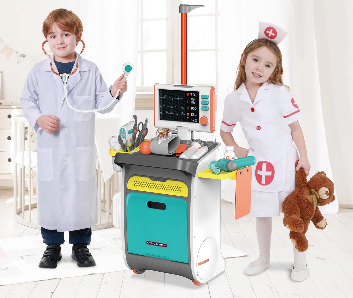 Set de joaca, carucior medical cu aparatura si instrumente, cu sunete si lumini
