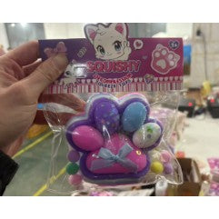 Jucarie Antistres Squishy, Flippy, cu Revenire Lenta, Squeeze Pinch Family, Model Cat Paw, 12.5x10.5 cm, 220g, Ambalaj Transparent, Model 1, Multicolor