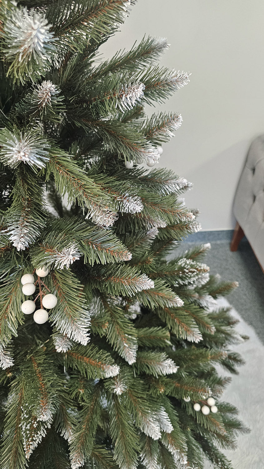 Brad artificial Christmas Deluxe by Sersimo, WhiteBerry, 2D, 180cm