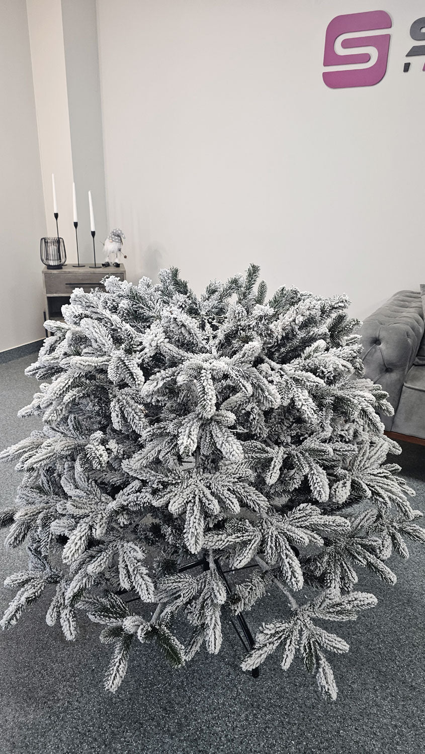 Brad artificial Christmas Deluxe by Sersimo, Global nins, mix 2D+3D, 210cm