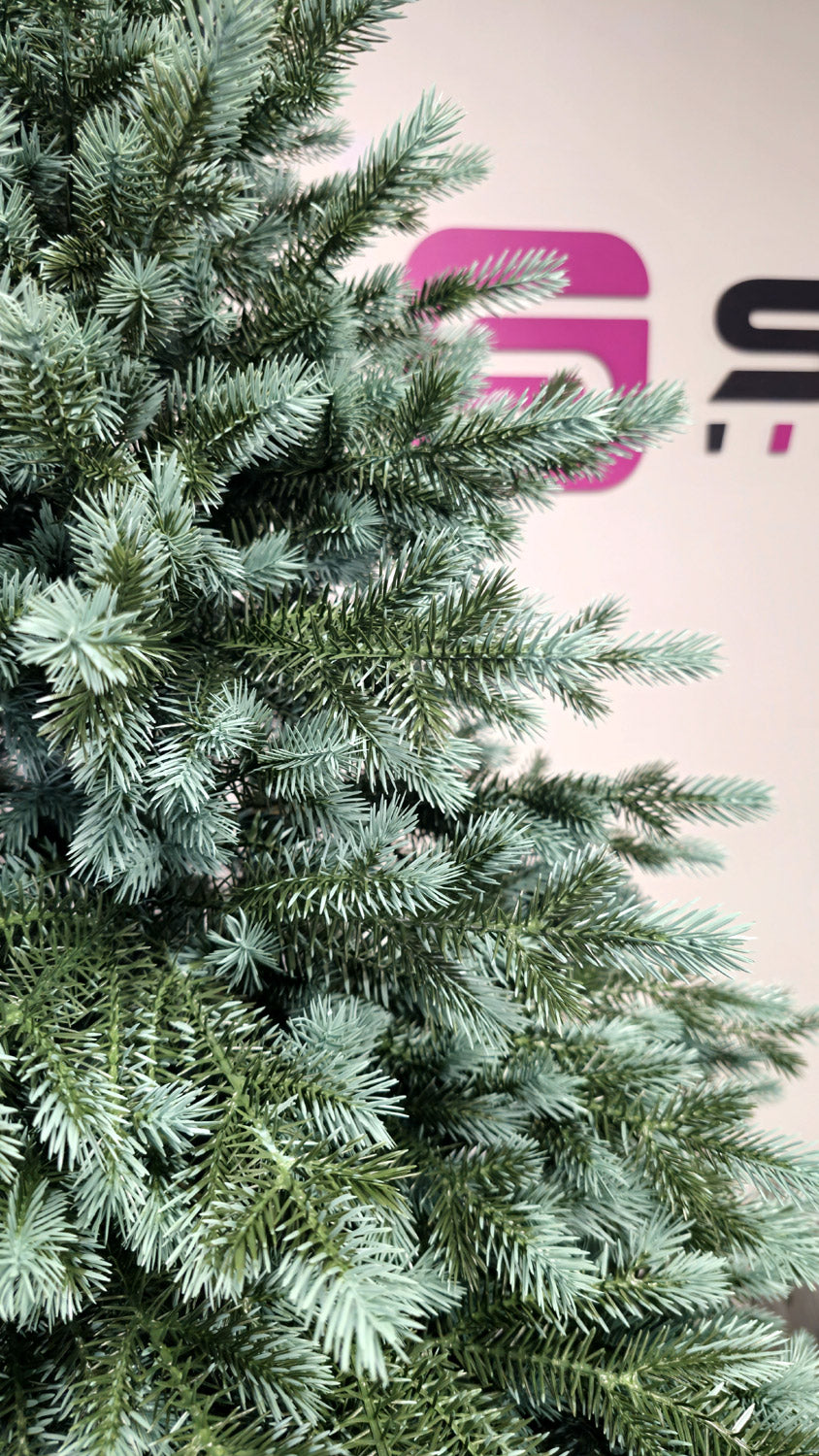 Brad artificial Christmas Deluxe by Sersimo, Alaska Select verde argintiu, integral 3D, 230 cm