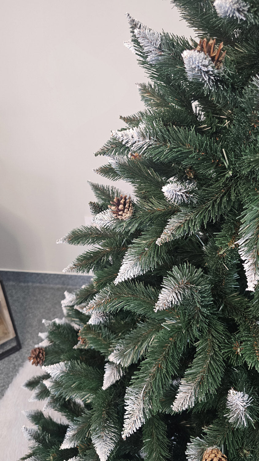 Brad artificial Christmas Deluxe by Sersimo, Danemark, 2D, 180cm