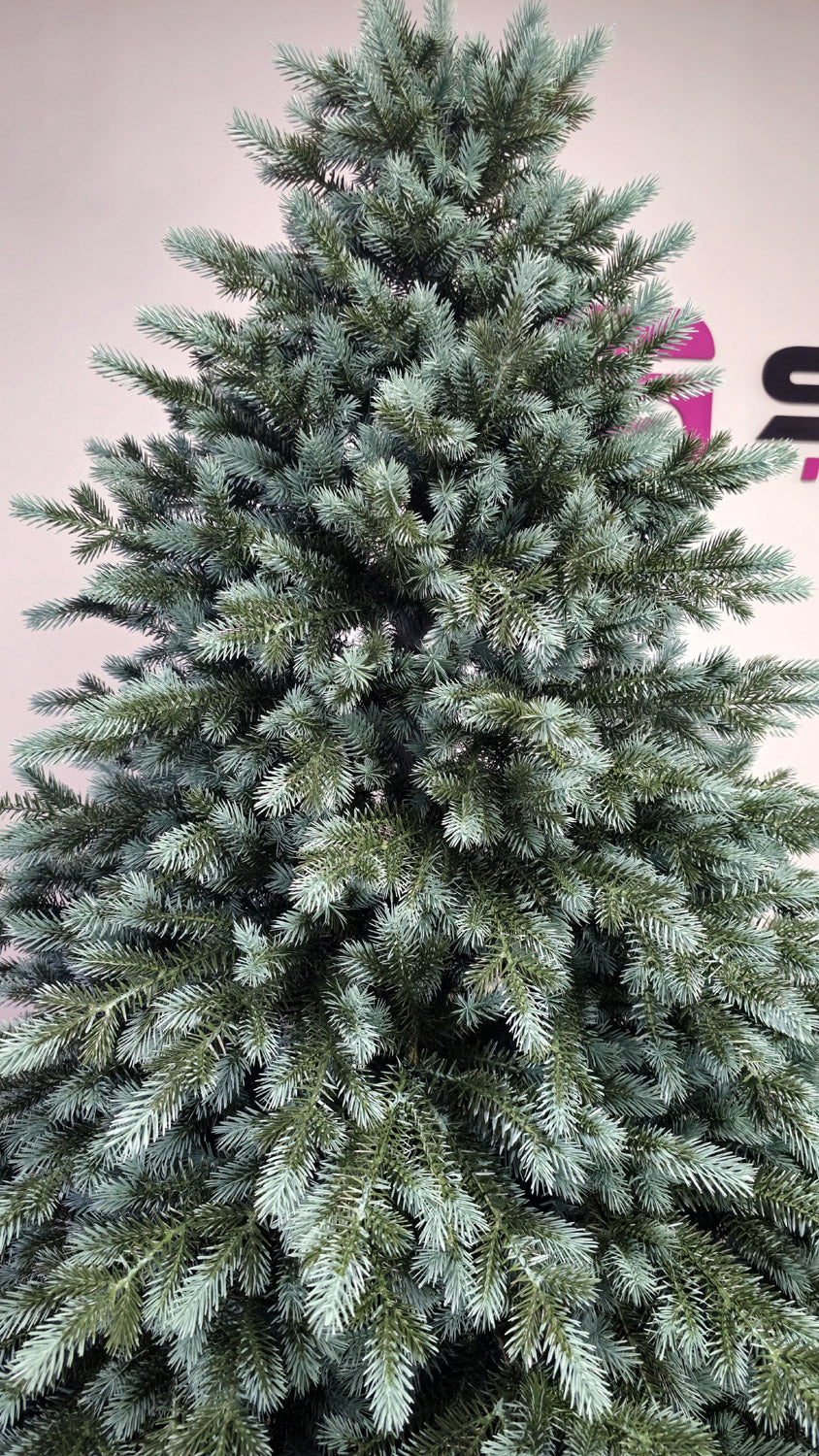 Brad artificial Christmas Deluxe by Sersimo, Alaska Select verde argintiu, integral 3D, 210 cm