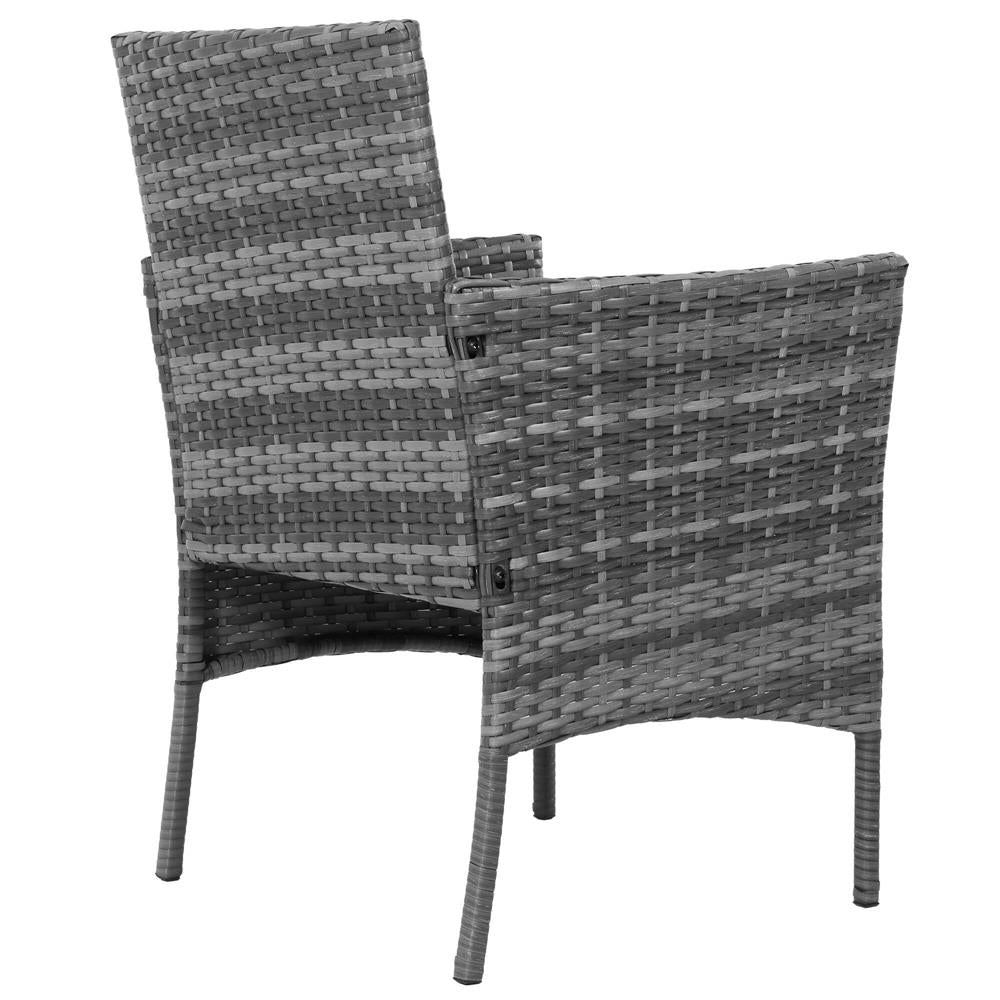 Set mobilier terasa, din tehnorattan, masa cu blat sticla securizata, 2 fotolii si 1 canapea cu perne, gri