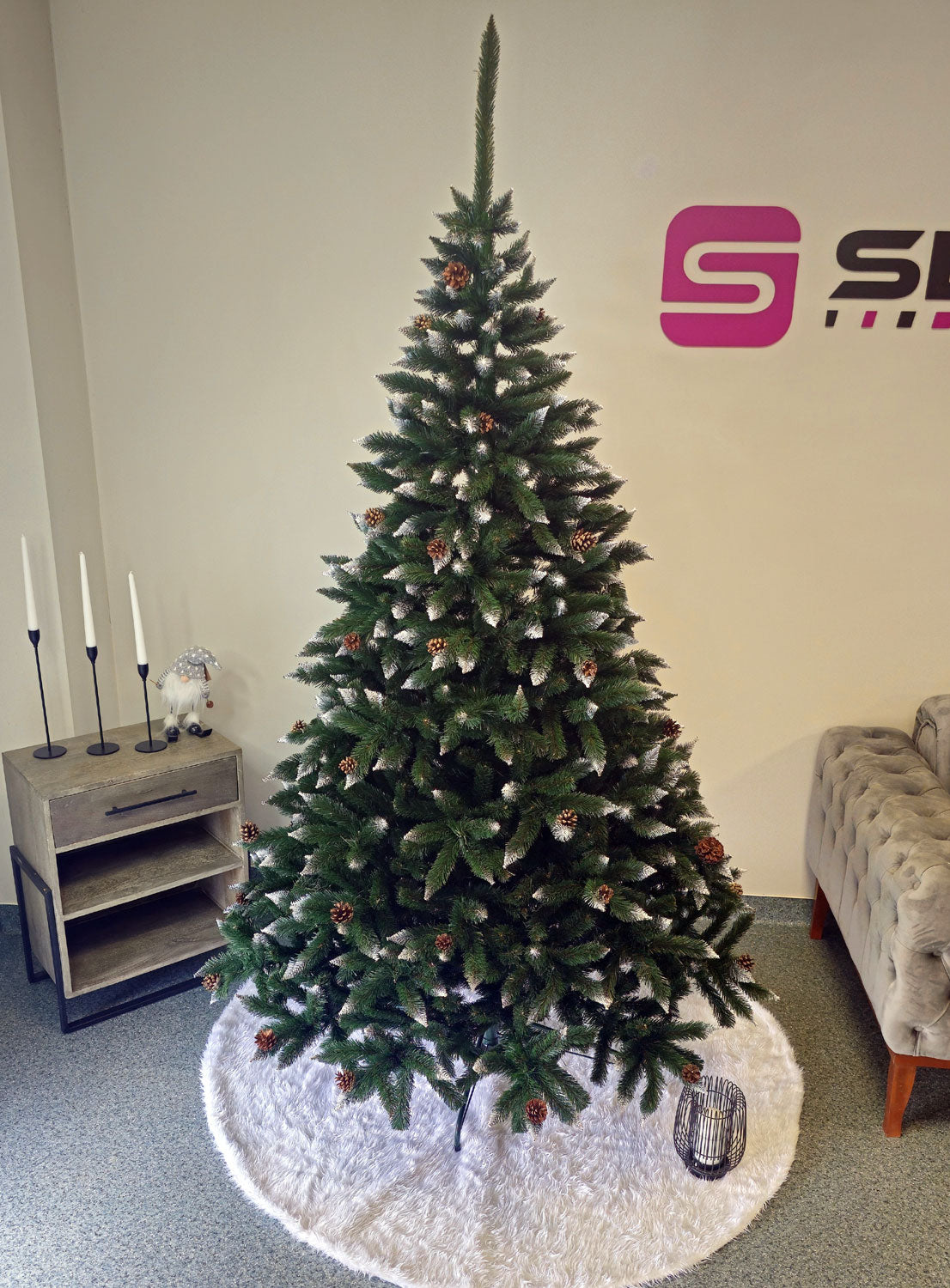 Brad artificial Christmas Deluxe by Sersimo, Danemark, 2D, 220cm