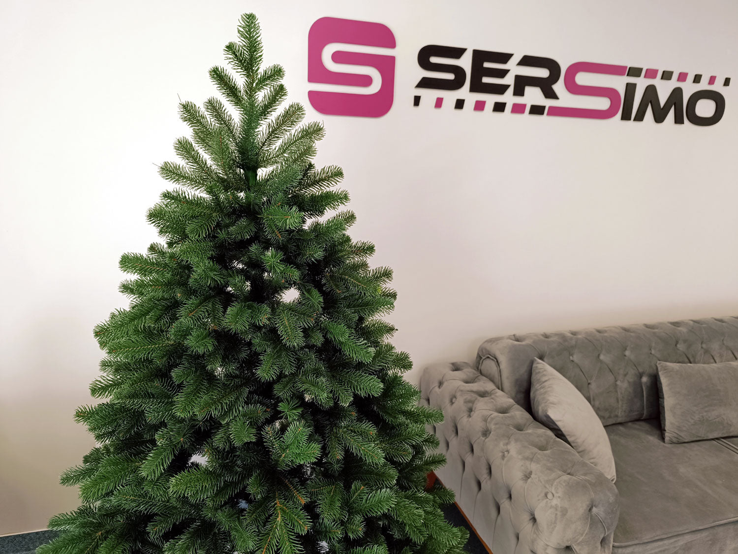 Brad artificial Christmas Deluxe by Sersimo, Kovalivska verde, 3D, 180cm